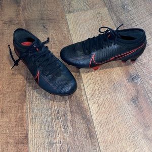 Nike mercurial elite soccer cleats